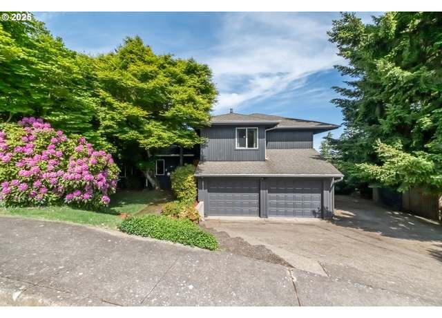 Property at 2930 Eric Ct, Salem, OR 97304, 3 beds, 2.5 baths