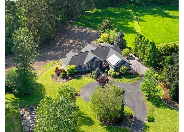 Property at 9145 Wallace Rd, Salem, OR 97304, 4 beds, 3.5 baths