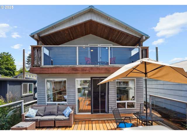 Property at 1635 N Jantzen Ave, Portland, OR 97217, 2 beds, 2 baths