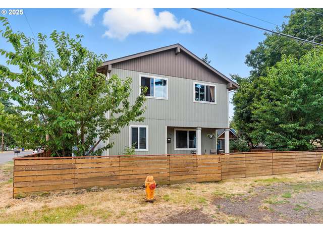Property at 6156 SE Lexington St, Portland, OR 97206, 3 beds, 2 baths