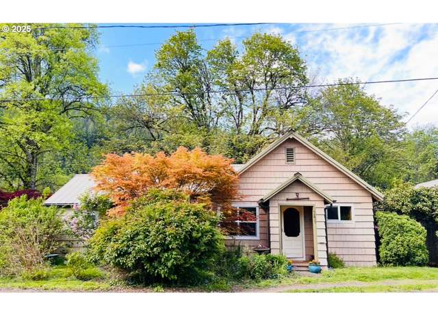Property at 42799 Leaburg Dr, Walterville, OR 97489, 2 beds, 1 bath