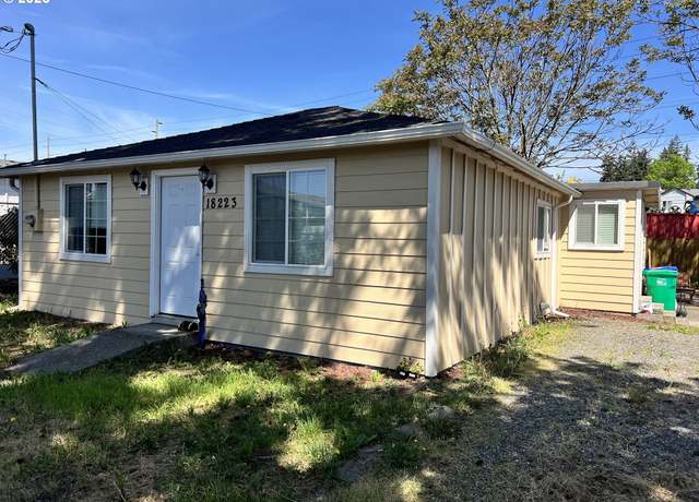 Property at 18223 SE Ash St, Portland, OR 97233, 2 beds, 1 bath