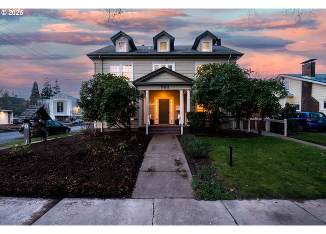 Property at 563 SW Jefferson Ave, Corvallis, OR 97333, 4 beds, 3.5 baths