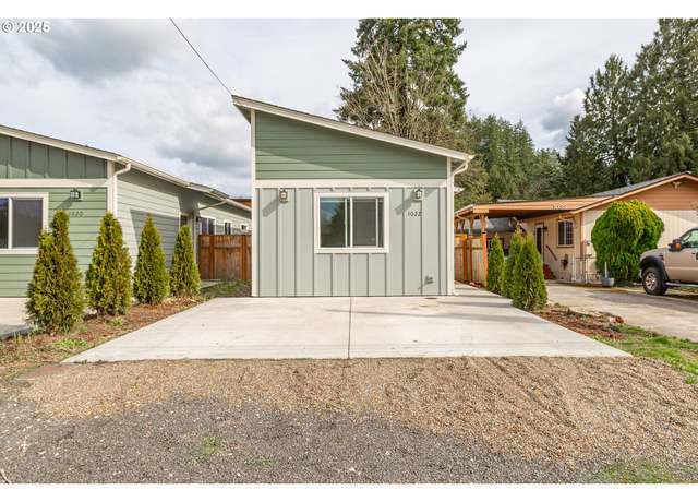 Property at 1022 3rd Ave SW, Castle Rock, WA 98611, 2 beds, 1 bath