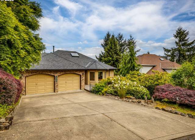 Property at 19782 Wildwood Dr, West Linn, OR 97068, 4 beds, 3.5 baths
