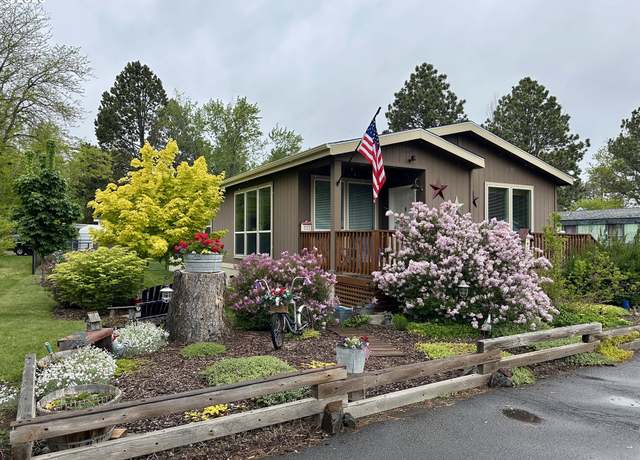 Property at 1809 26th St #28, La Grande, OR 97850, 3 beds, 2 baths