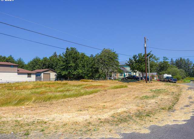 Property at 165 SE 2nd St SE Lot B, Warrenton, OR 97146