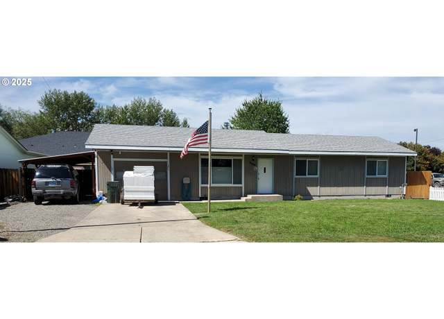 Property at 3065 Walnut St, Baker City, OR 97814, 3 beds, 1 bath