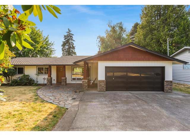 Property at 14909 SE Linden Ln, Milwaukie, OR 97267, 3 beds, 2 baths