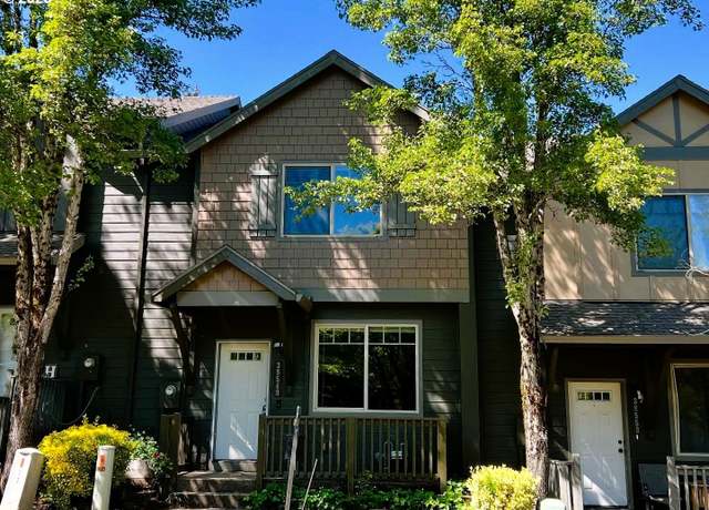 Property at 38549 Cascadia Village Dr, Sandy, OR 97055, 3 beds, 2.5 baths