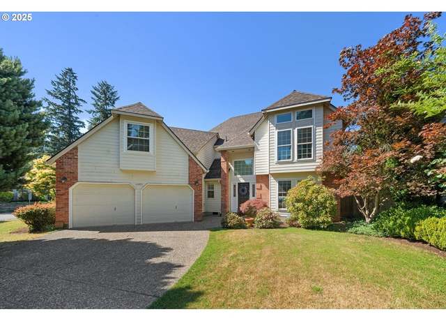 Property at 10495 SW Kellogg Dr, Tualatin, OR 97062, 4 beds, 2.5 baths