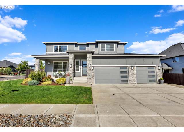 Property at 2625 NE 8th Ave, Battle Ground, WA 98604, 5 beds, 2.5 baths