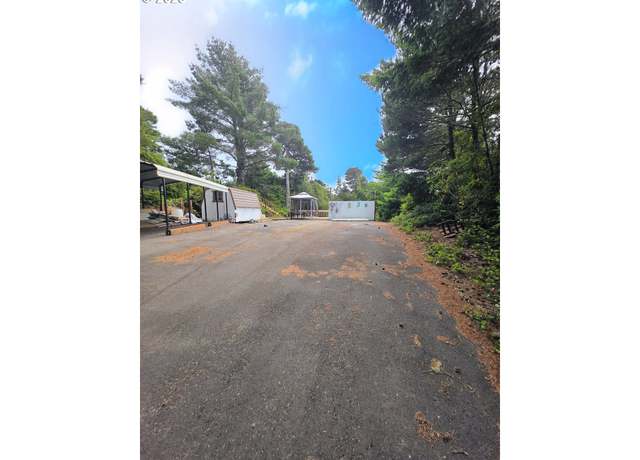 Property at 1601 Rhododendron Dr #638, Florence, OR 97439
