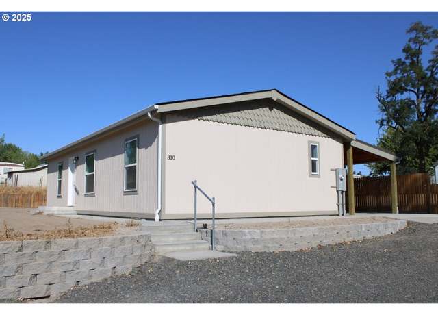 Property at 310 N Morrison St, Adams, OR 97810, 3 beds, 2 baths