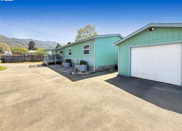 Property at 97906 Lively Ln, Brookings, OR 97415, 3 beds, 2 baths