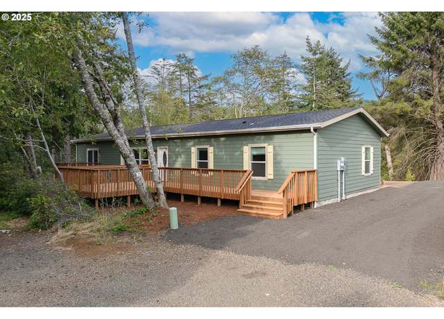 Property at 352 N Falcon St, Rockaway Beach, OR 97136, 5 beds, 3 baths