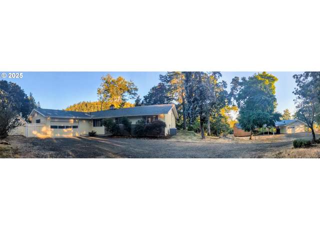 Property at 191 Fox Ln, Roseburg, OR 97471, 3 beds, 2.5 baths