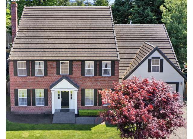 Property at 14559 SE Megan Way, Clackamas, OR 97015, 4 beds, 2.5 baths