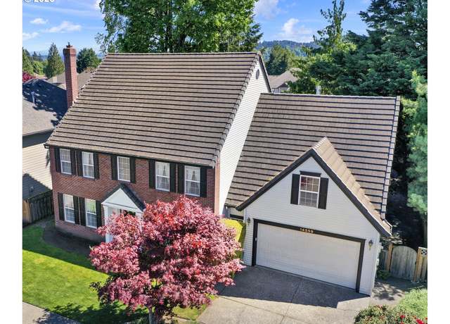 Property at 14559 SE Megan Way, Clackamas, OR 97015, 4 beds, 2.5 baths