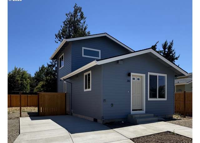 Property at 728 ST Charles St, Eugene, OR 97402, 2 beds, 1 bath