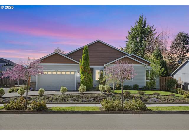 Property at 4346 SE Cedar St, Hillsboro, OR 97123, 4 beds, 2 baths