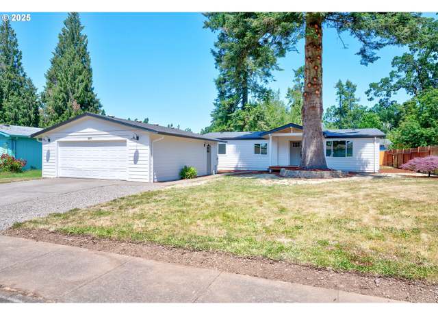 Property at 3277 Mcnaught St, Woodburn, OR 97071, 3 beds, 2 baths
