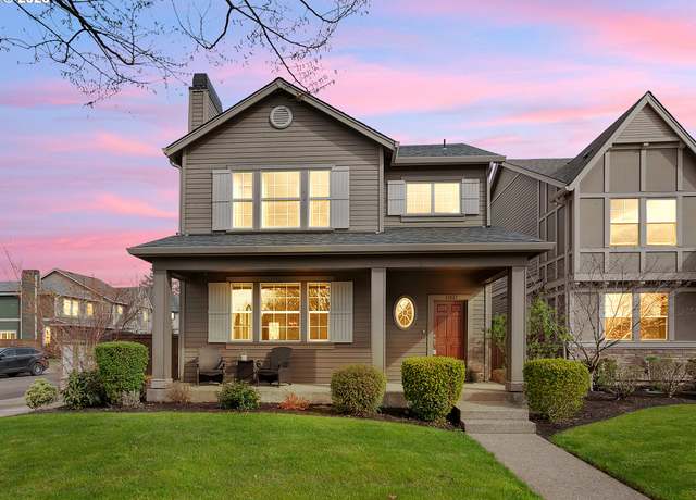 Property at 11827 SW Barber St, Wilsonville, OR 97070, 4 beds, 2.5 baths