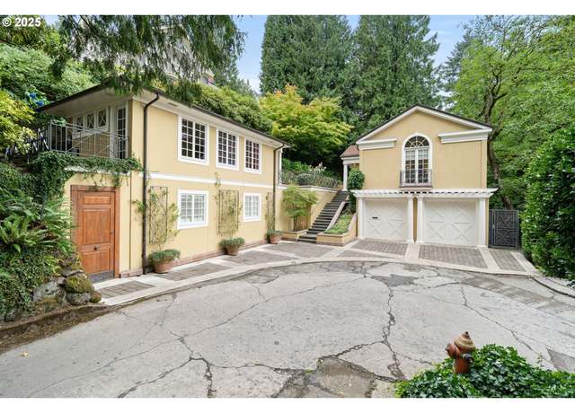 Property at 2525 SW Hillcrest Dr, Portland, OR 97201, 3 beds, 3 baths