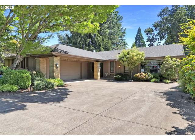 Property at 1254 Rio Glen Dr, Eugene, OR 97401, 3 beds, 2.5 baths