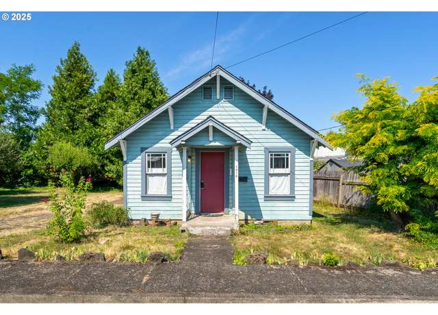 Property at 1016 15th Ave, Sweet Home, OR 97386, 1 bed, 1 bath