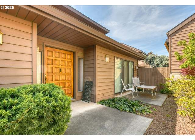 Property at 1034 NW 12th St Unit C, Pendleton, OR 97801, 3 beds, 3 baths