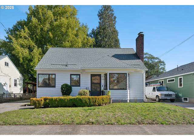 Property at 5554 N Boston Ave, Portland, OR 97217, 3 beds, 2 baths