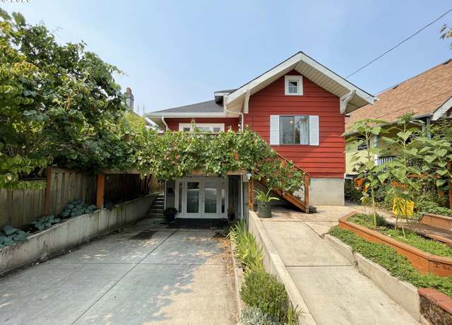 Property at 1531 SE 48th Ave, Portland, OR 97215, 4 beds, 2 baths