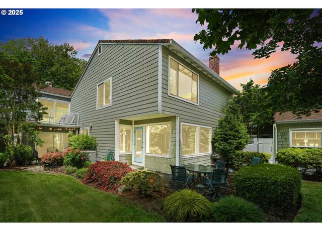 Property at 570 N Hayden Bay Dr, Portland, OR 97217, 4 beds, 2.5 baths