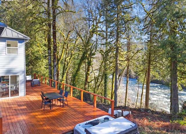 Property at 11010 SE Green Valley Rd, Sandy, OR 97055, 4 beds, 3 baths