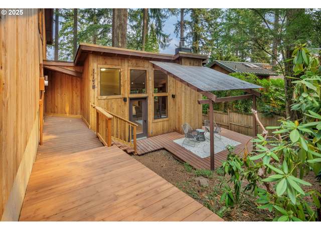 Property at 1175 Fir Ln, Eugene, OR 97405, 3 beds, 2 baths