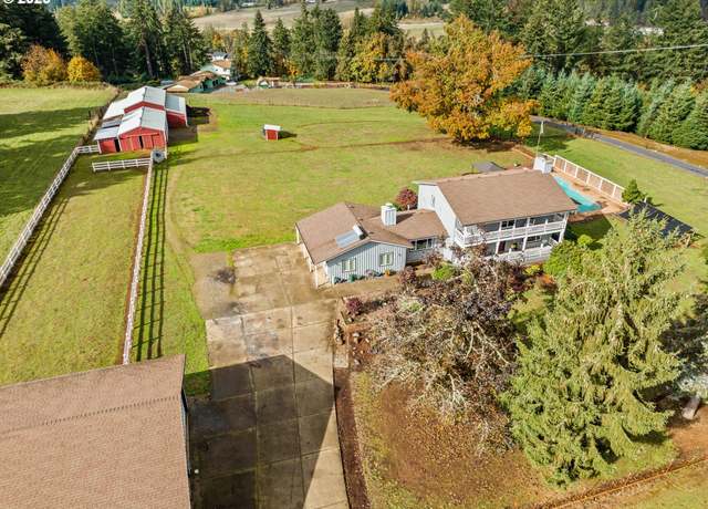 Property at 88692 Ermi Bee Rd, Springfield, OR 97478, 4 beds, 3 baths
