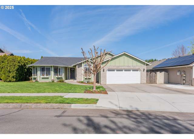 Property at 3983 SE 30th St, Gresham, OR 97080, 3 beds, 2 baths