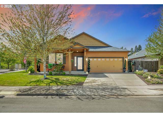 Property at 87832 Ferndale Ct, Veneta, OR 97487, 3 beds, 2 baths
