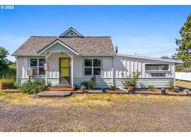 Property at 40025 Mountain Home Dr, Sweet Home, OR 97386, 2 beds, 2 baths
