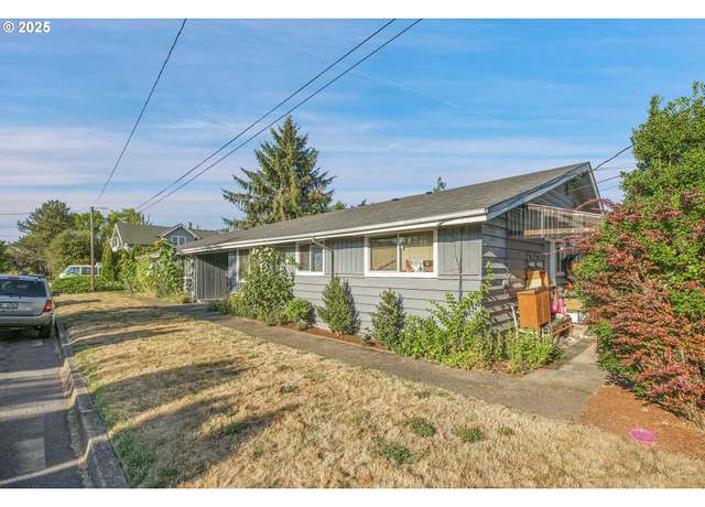 Property at 11895 SW 3rd St, Beaverton, OR 97005, 8 beds, 4 baths