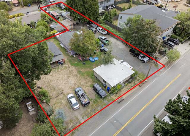 Property at 4600 NE 72nd Ave, Portland, OR 97218, 4 beds, 3 baths