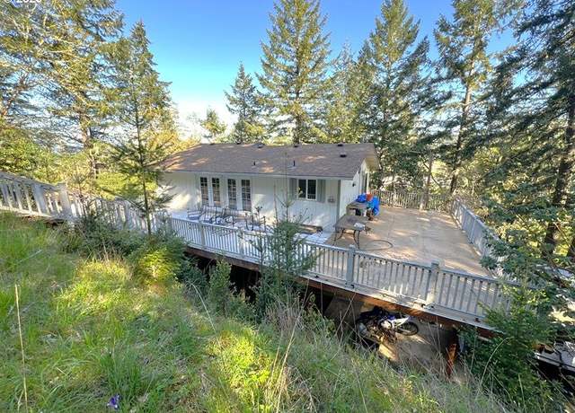 Property at 1340 South Side Rd, Sutherlin, OR 97479, 3 beds, 2 baths