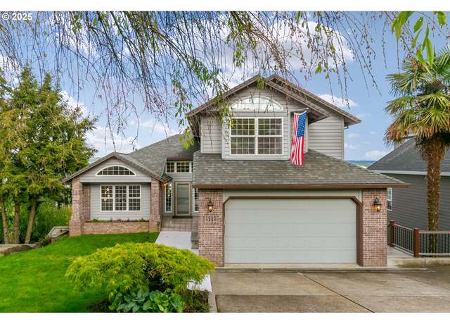 Property at 1350 4th St, Columbia City, OR 97018, 5 beds, 3.5 baths