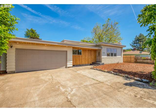 Property at 1730 SE 96th Ave, Portland, OR 97216, 3 beds, 2 baths