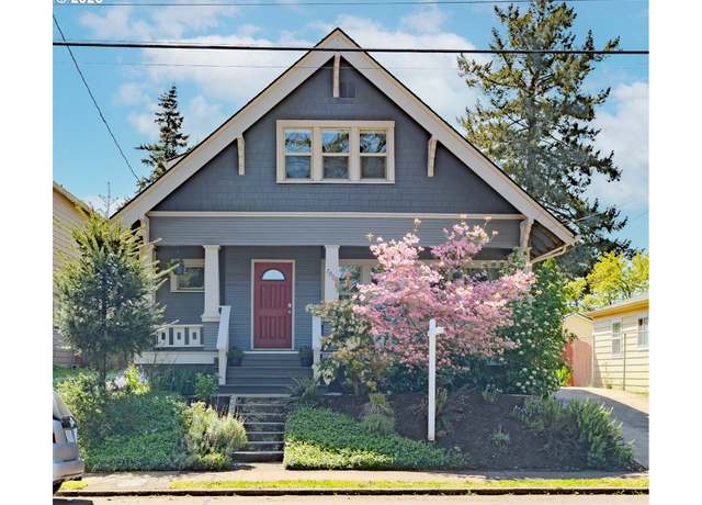 Property at 7906 SE Woodstock Blvd, Portland, OR 97206, 3 beds, 2 baths