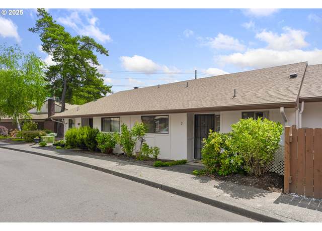 Property at 11530 SW Majestic Ln #2, King City, OR 97224, 2 beds, 1 bath