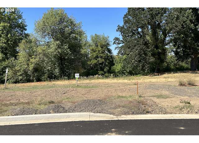 Property at 1575 NW Pinehurst Dr #70, Mcminnville, OR 97128