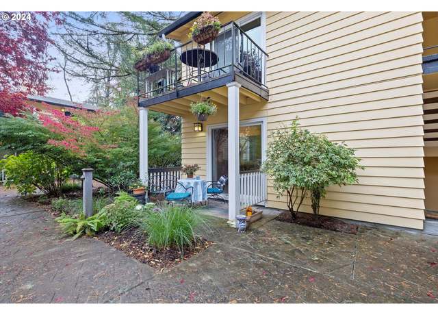 Property at 3561 SW Troy St #7, Portland, OR 97219, 1 bath