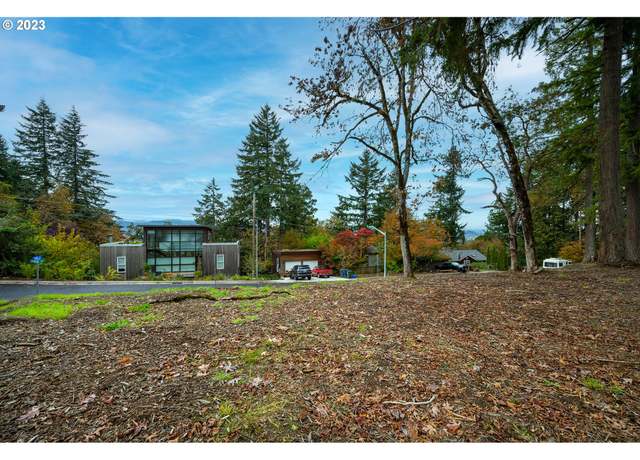 Property at 2985 Capital Dr #3, Eugene, OR 97403